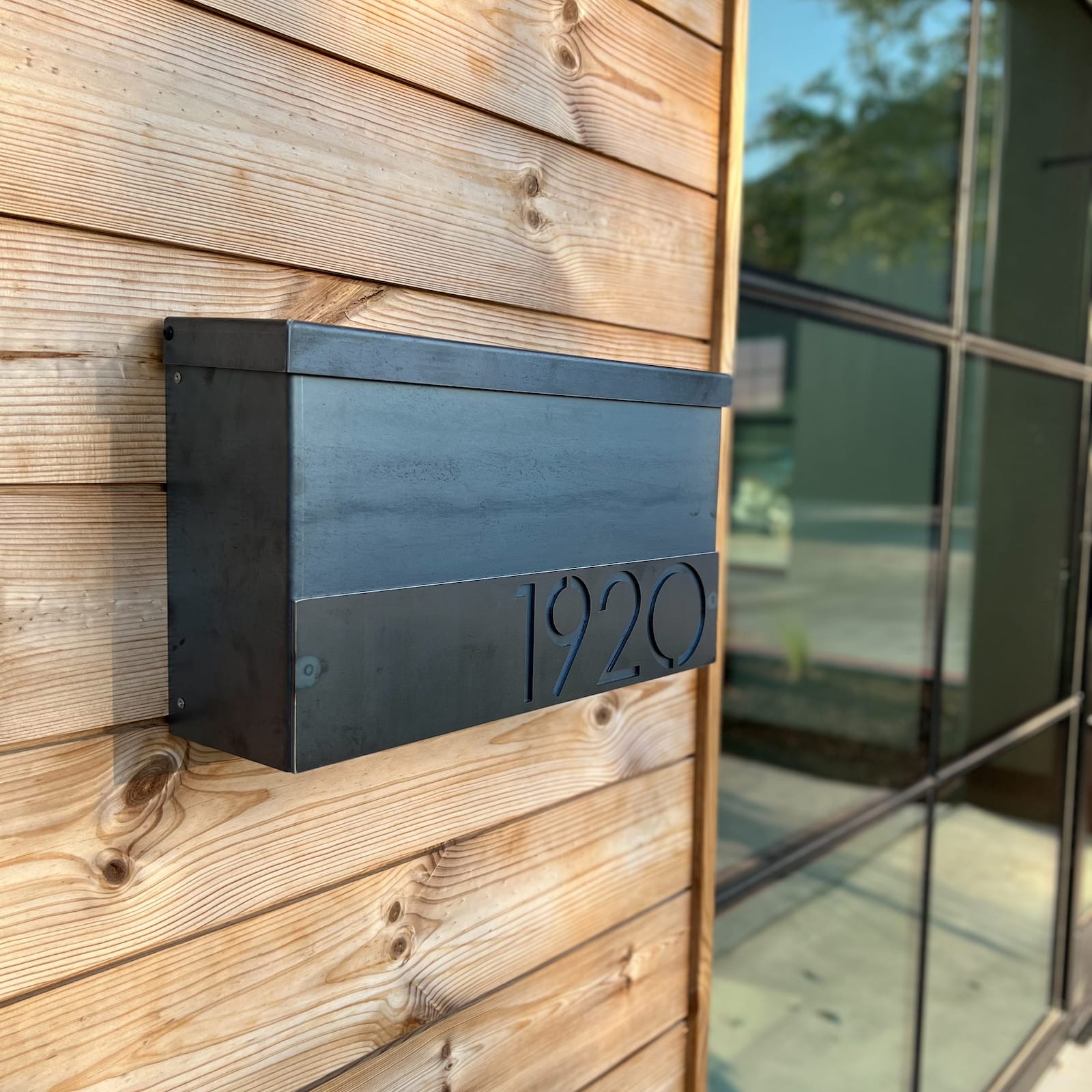 Bold MFG & Supply Mailbox Hyde Park Mailbox - Custom