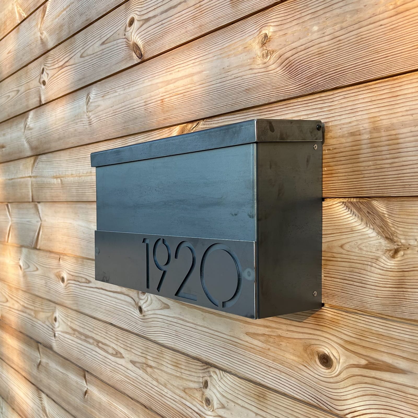 Bold MFG & Supply Mailbox Hyde Park Mailbox - Custom