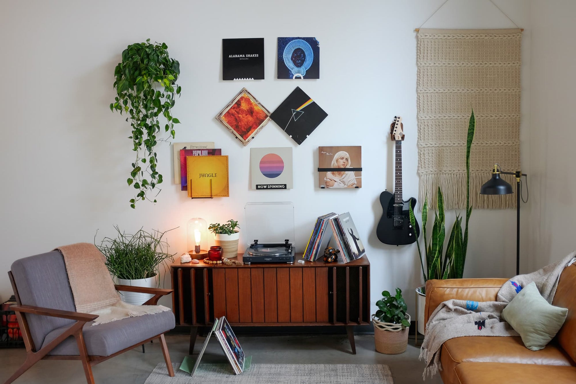 Bold MFG & Supply The Vinyl Collection Now Spinning Wall Mount Record Holder