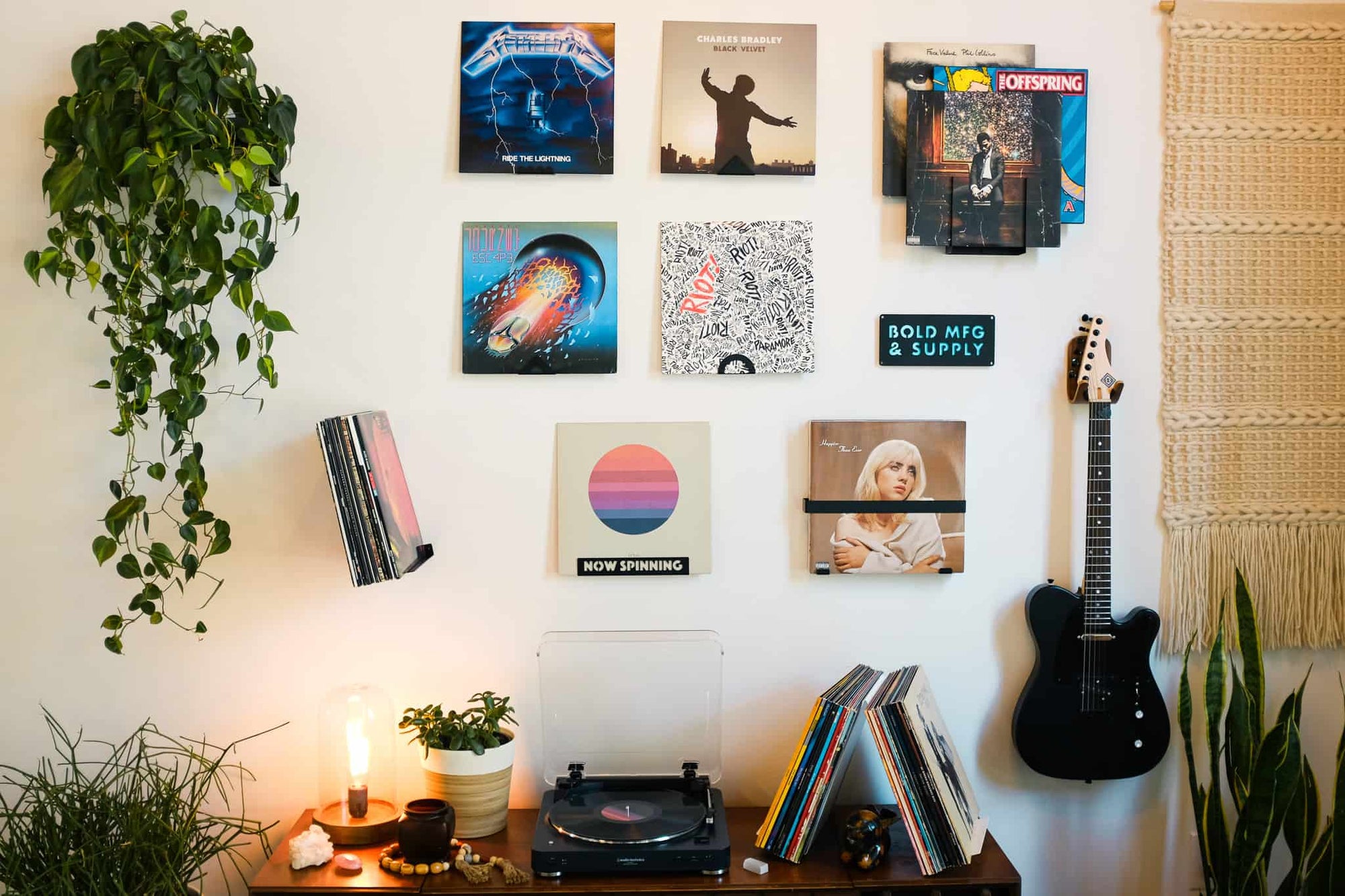 Bold MFG & Supply The Vinyl Collection Sierra Tilted Wall Mount Record Holder