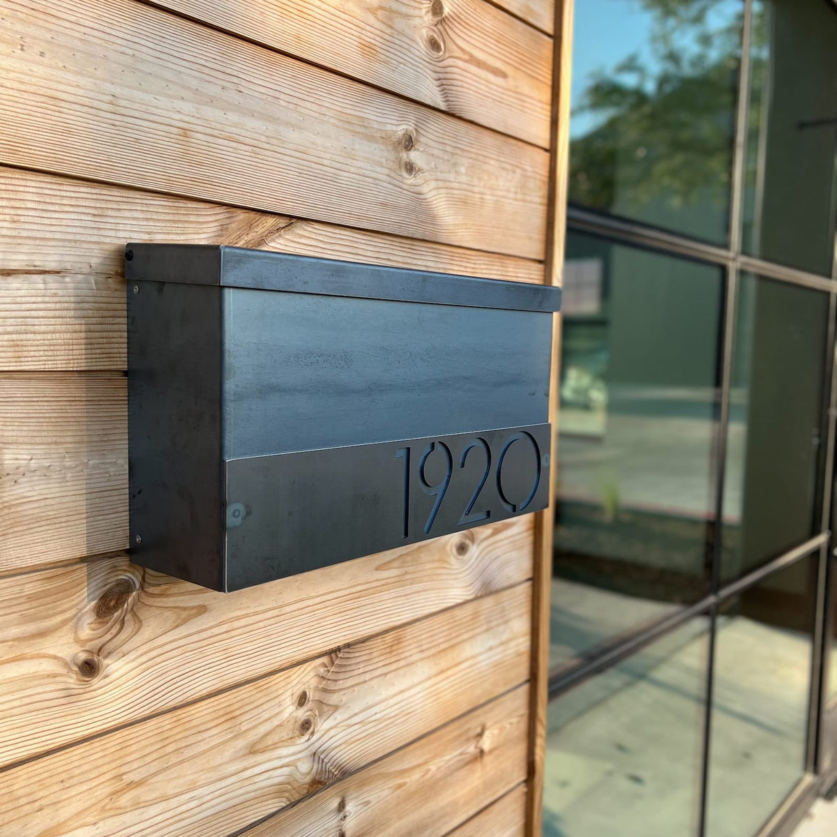 Bold MFG & Supply Mailbox Hyde Park Mailbox - Custom