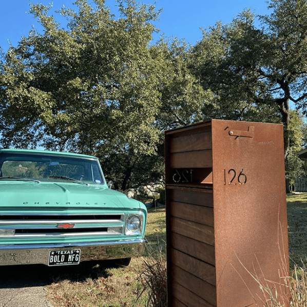 Bold MFG & Supply Mailbox Stratford Parcel Mailbox