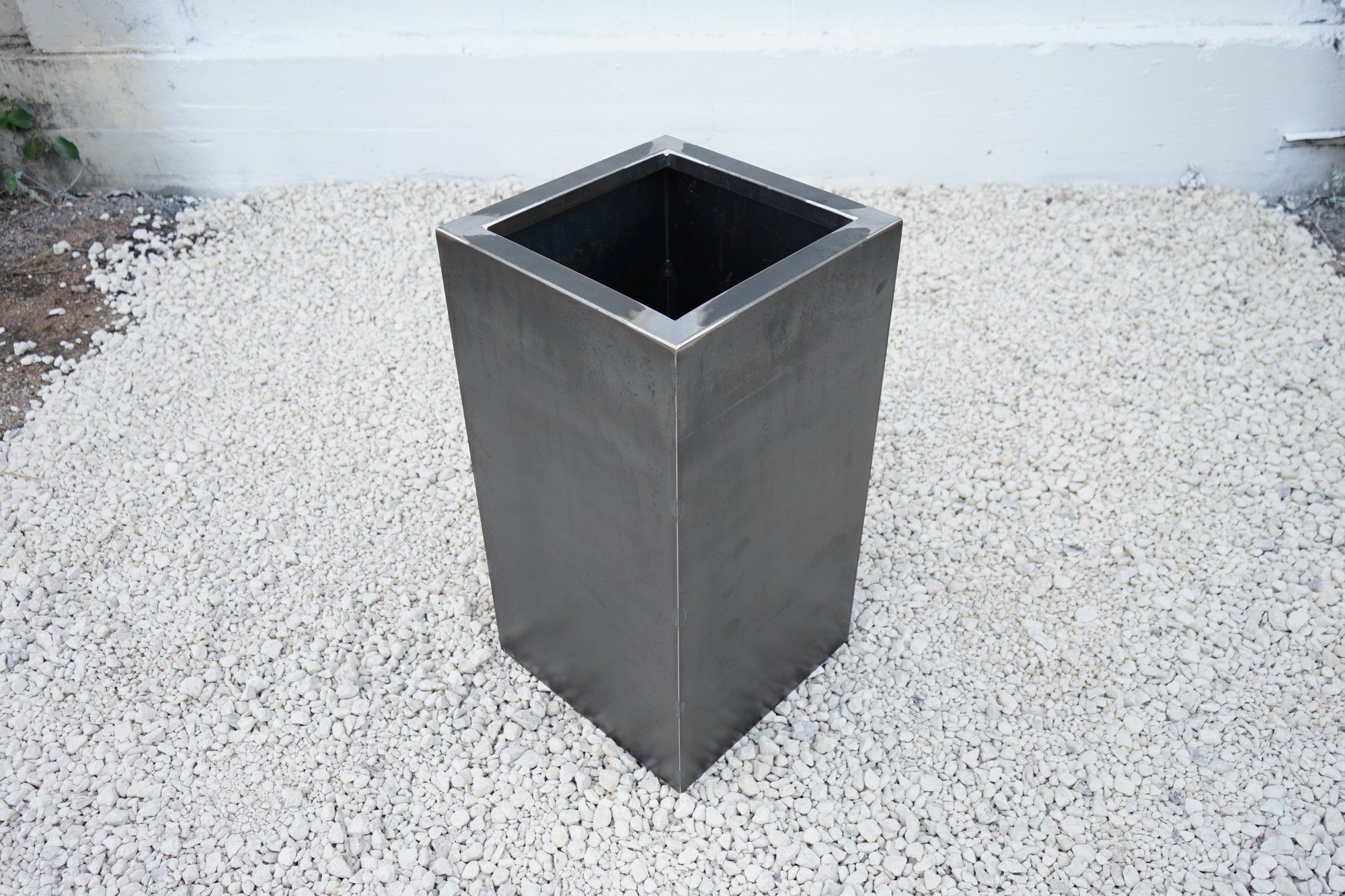 Bold MFG & Supply Planters Oakmont Steel Planters - Tower